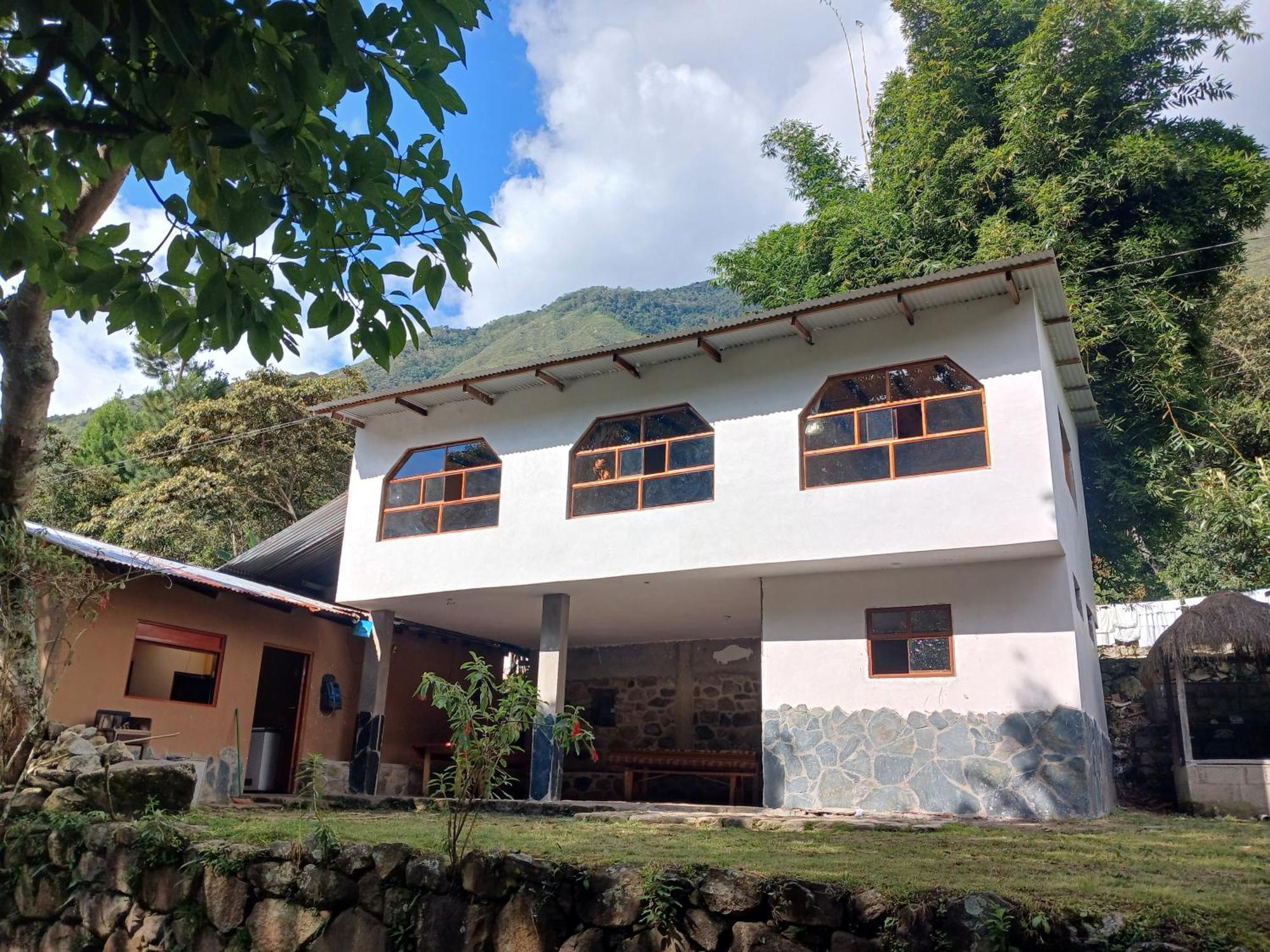 Lia B&B Lucmabamba Sahuayaco Dış mekan fotoğraf